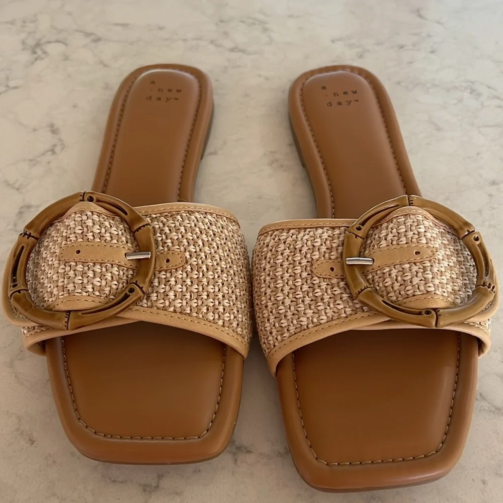 A New Day‎ Sandals with Bamboo detail Buckle - Picture 3 of 6
